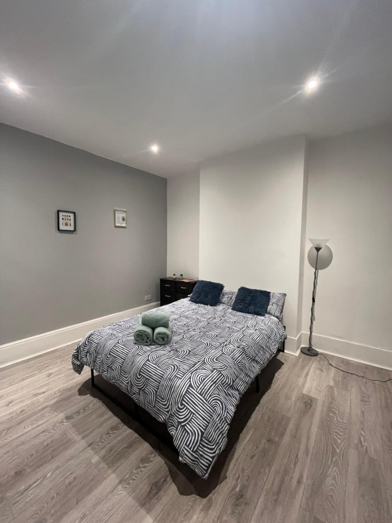 Super Central 2 Bed Flat ลอนดอน ภายนอก รูปภาพ